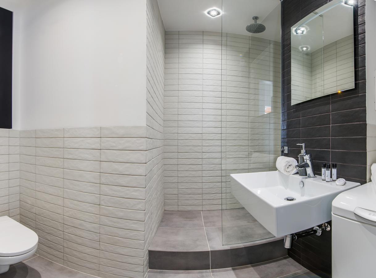 Chmielna 73 P&O Serviced Apartments Warschau Exterior foto