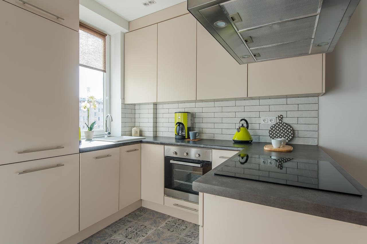 Chmielna 73 P&O Serviced Apartments Warschau Exterior foto