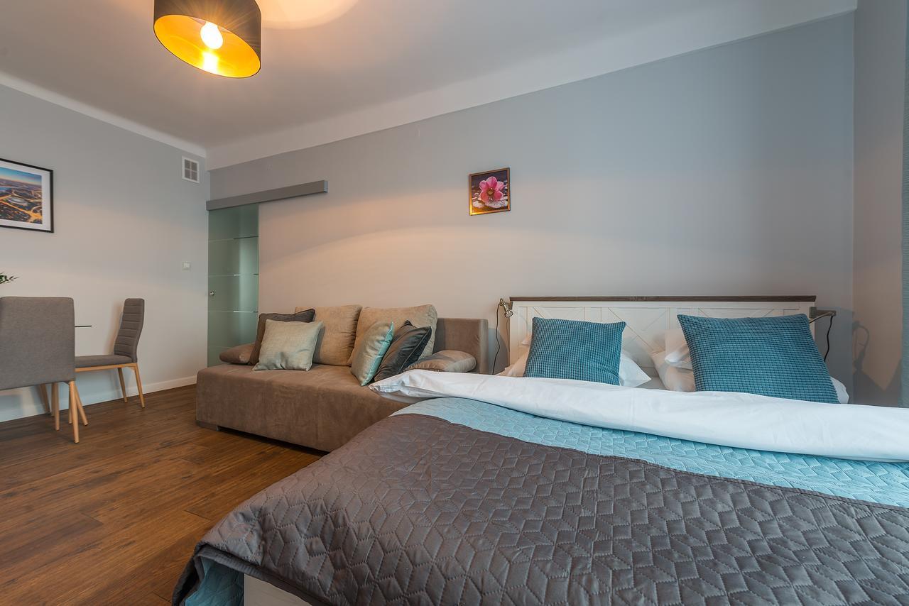 Chmielna 73 P&O Serviced Apartments Warschau Exterior foto