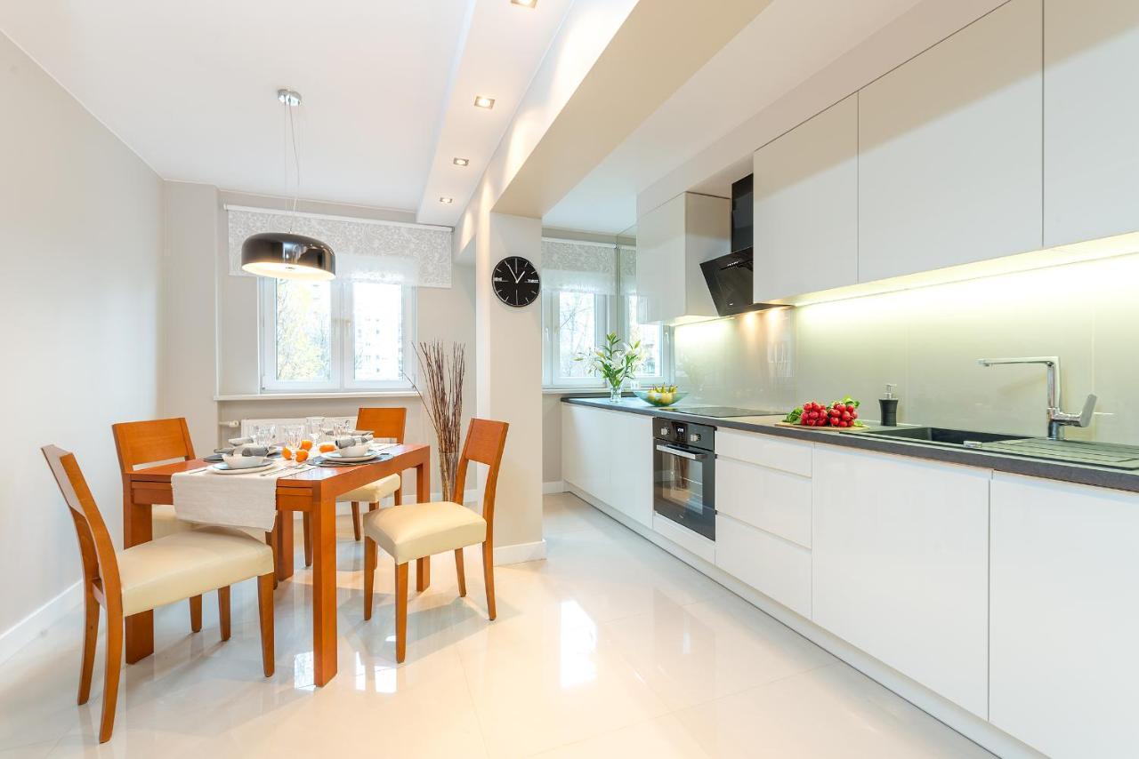 Chmielna 73 P&O Serviced Apartments Warschau Exterior foto